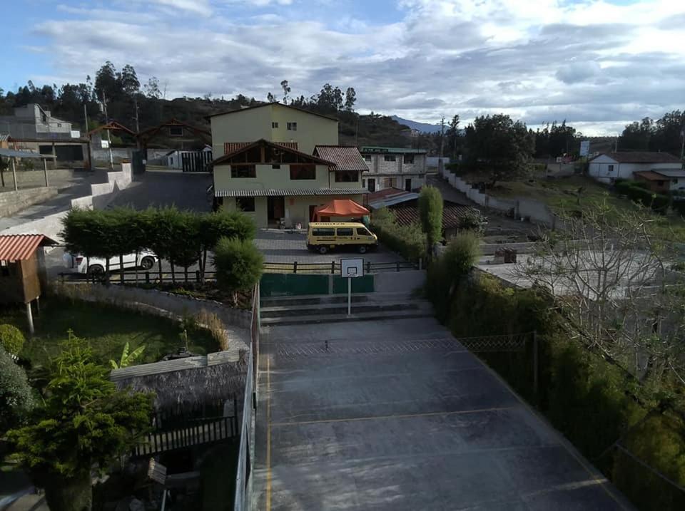 Hostería La Chorrera Quito Exterior foto
